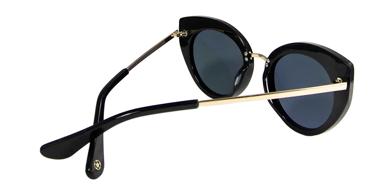 AIT01-Negra-Posterior_9052